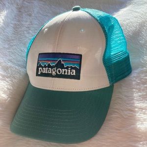 Women’s Patagonia Trucker